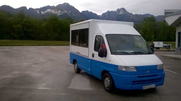 furgone gelato usato riparazione