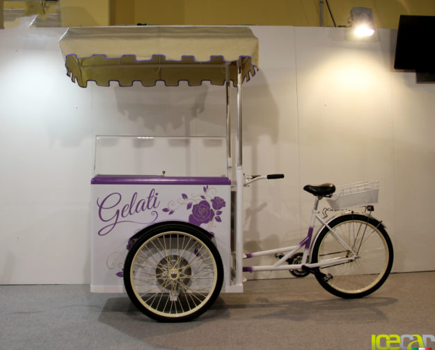 triciclo gelato artigianale