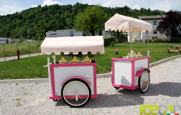 Carrettini Gelato Arte Italiana